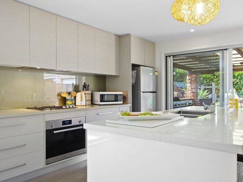 Amersham - Accommodation Broome 2