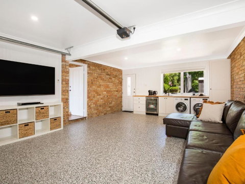 Anacapri - Pet Friendly - Opposite Beach - Fireplace - Accommodation Broome 3