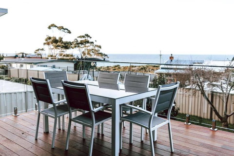 Anchored@Bicheno - Ohmyview! - Accommodation Broome 1