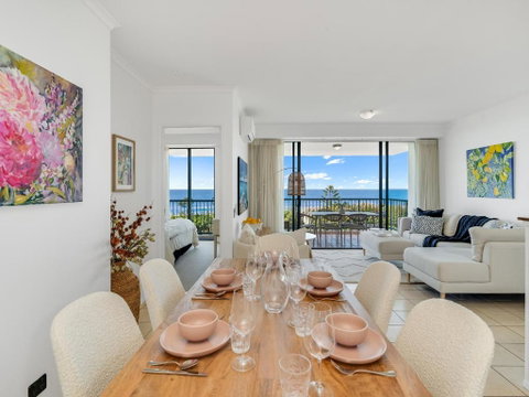 Alex Beachfront Apartment - Accommodation Broome 2