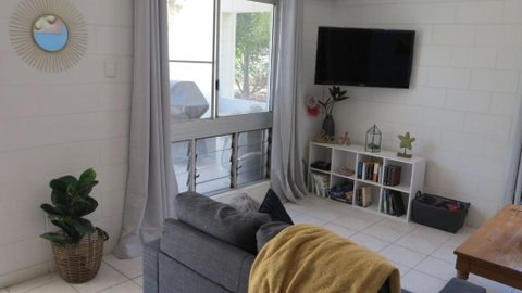Arcadia Beach Unit 4 - Accommodation Broome 2