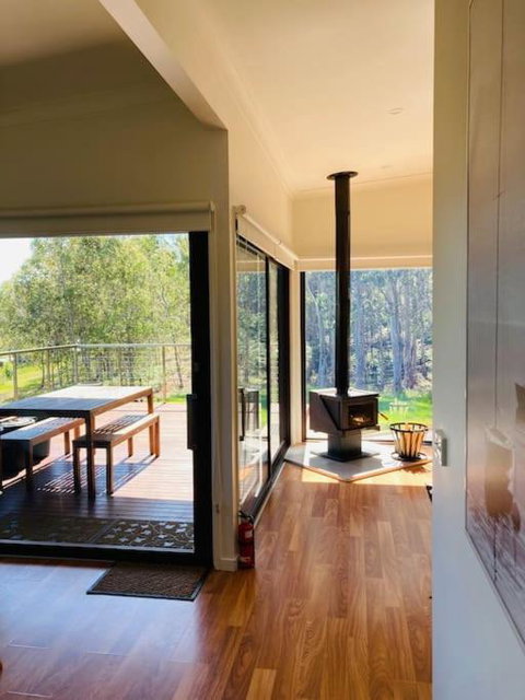 Architecturally Designed Rural Retreat - Accommodation Broome 2