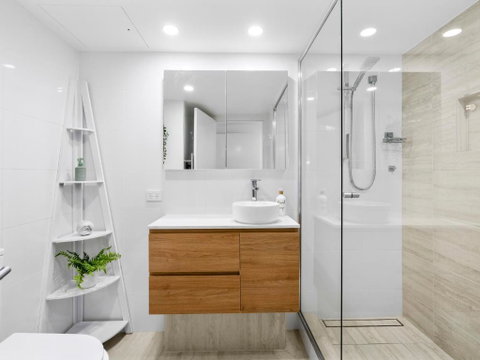 Artique - Hosted By Coastal Letting - Accommodation Broome 2