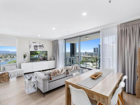 Artique - Hosted By Coastal Letting - Accommodation Broome 3