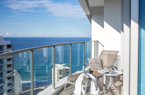 Artique Surfers Paradise - Official - Accommodation Broome 0