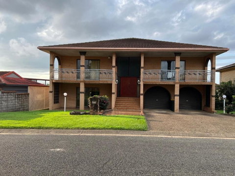 Aspley Large Room & Share Bathroom With Other Guests - Accommodation Broome 4
