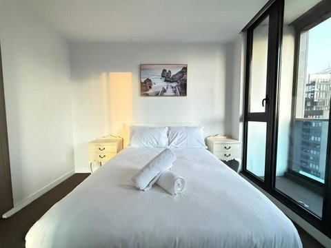 Astonishing 2B2B UpperWestSide Residence Opposite Southern Cross Station - Accommodation Broome 3