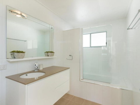 At Melaleuca 3 - Accommodation Broome 1