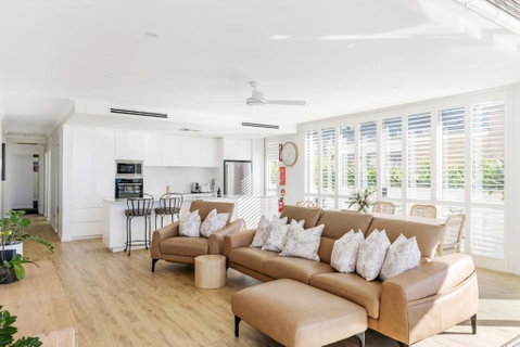 Aura 3 Spectacular Beachside Views - Accommodation Broome 3