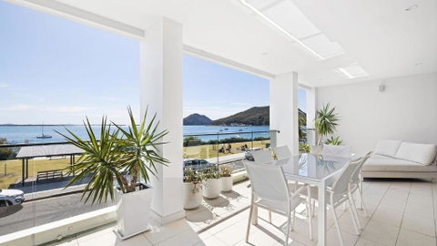 Aura 2 Apartment With Spectacular Views - Accommodation Broome 0