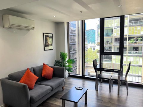 Aura On Flinders Serviced Apartments - Accommodation Broome 2