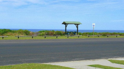 Aurora D - S, 2 - 13 Pacific Pde - Accommodation Broome 1