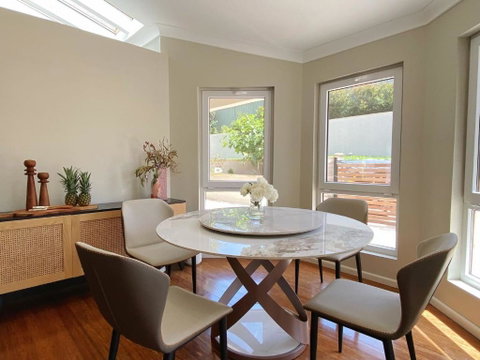 Aussie Escape Poolside Comfort And Relaxation - Accommodation Broome 4