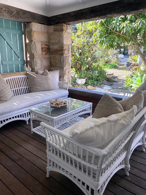 Avalon Beach Cottage- The Islander - Accommodation Broome 0