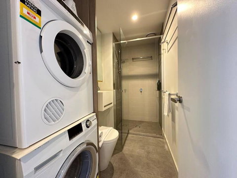 Avant CBD Cozy & Spacious 2BR Residences - Accommodation Broome 1