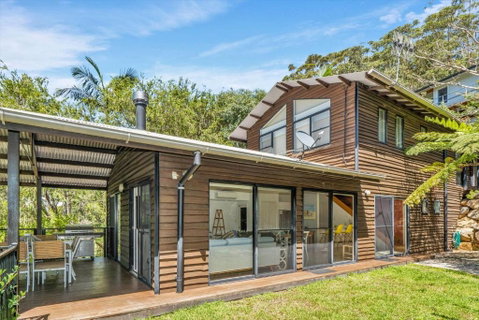 Avoca Beach Living - Accommodation Broome 1