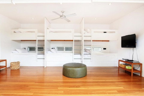 Ayana - Pet Friendly - Directly Opposite Beach - Fireplace - Accommodation Broome 4