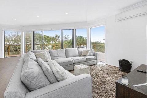 Back Beach Serenity - Expansive Home With Games Area - Accommodation Broome 3
