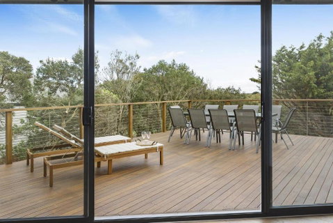 Back Beach Serenity - Expansive Home With Games Area - Accommodation Broome 1