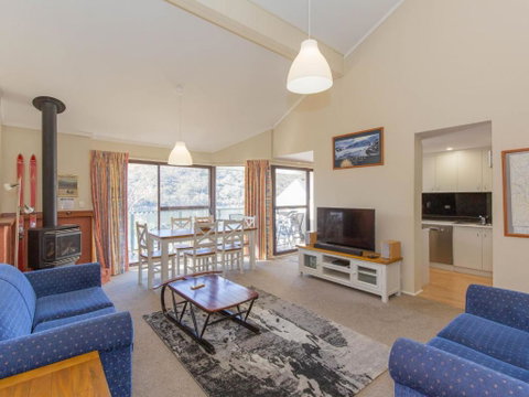 Banksia 2 35 Townsend Street - Accommodation Broome 0