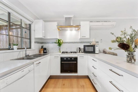 Banksia Beachhouse 38 Kightley Rd Goolwa Beach-No Linen Included - Accommodation Broome 0