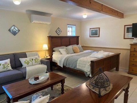 Banksia Cottage In Perth Hills - Accommodation Broome 0