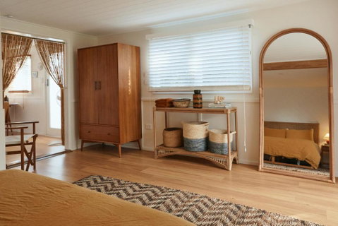 BAY PROPERTIES . The Sailors Bungalow - Accommodation Broome 4