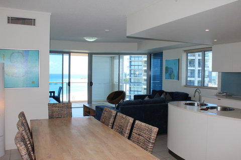 Blue C Coolangatta - Accommodation Broome 32