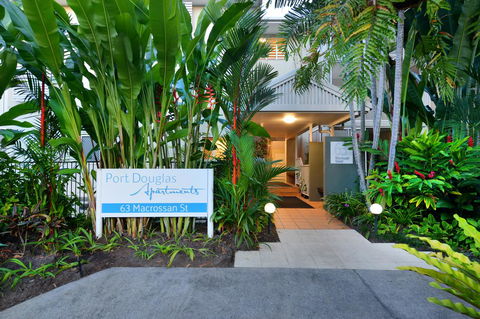 Port Douglas Apartments - Adults Only Oasis - Accommodation Broome 14