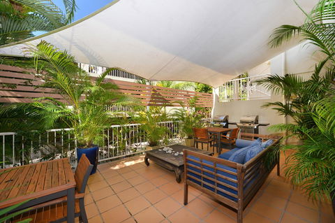 Port Douglas Apartments - Adults Only Oasis - Accommodation Broome 4