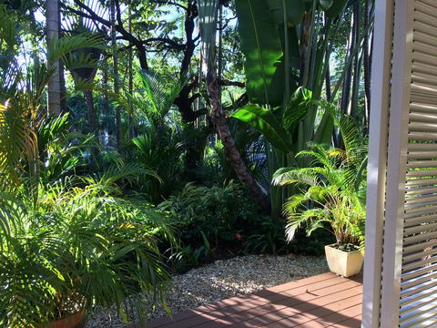 Port Douglas Apartments - Adults Only Oasis - Accommodation Broome 2