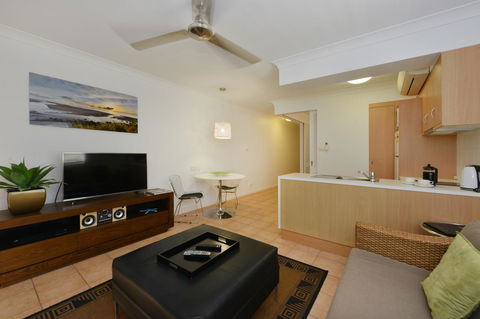 Port Douglas Apartments - Adults Only Oasis - Accommodation Broome 23