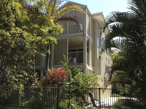 Port Douglas Apartments - Adults Only Oasis - Accommodation Broome 38