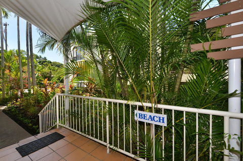Port Douglas Apartments - Adults Only Oasis - Accommodation Broome 26