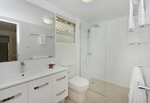 Port Douglas Apartments - Adults Only Oasis - Accommodation Broome 32