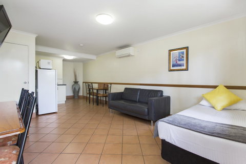 Glenmore Tavern - Accommodation Broome 30