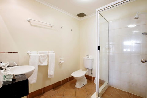 Glenmore Tavern - Accommodation Broome 14