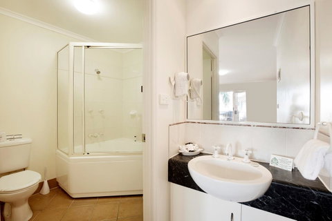 Glenmore Tavern - Accommodation Broome 3
