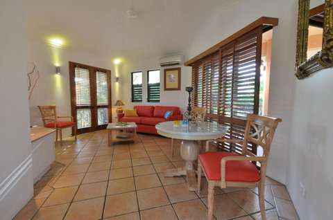 Martinique On Macrossan - Accommodation Broome 4