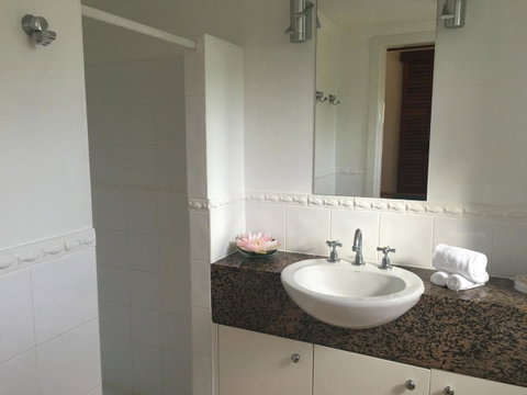 Martinique On Macrossan - Accommodation Broome 9