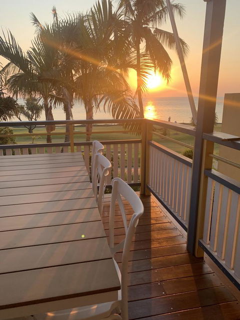 Beach Front Villa At Tangalooma - Accommodation Broome 1