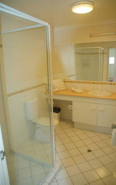 Beach Front Villa At Tangalooma - Accommodation Broome 14
