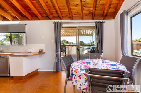 Family Holiday Haven On Boronia 100m To Beach - Accommodation Broome 18
