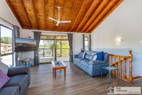 Family Holiday Haven On Boronia 100m To Beach - Accommodation Broome 1