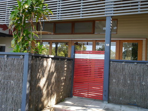 A AAA C-SHACK - Accommodation Broome 1