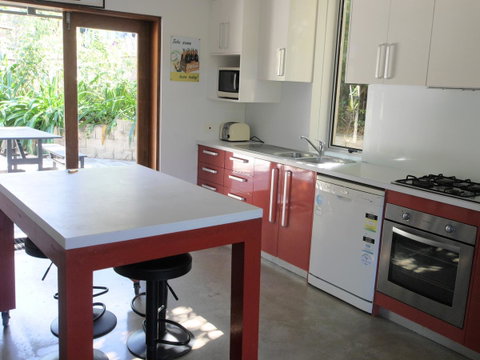 A AAA C-SHACK - Accommodation Broome 9