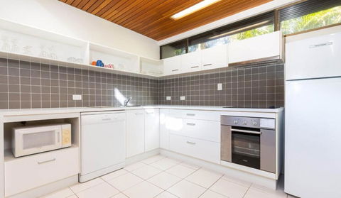 #162 Nautilus Resort - Accommodation Broome 2