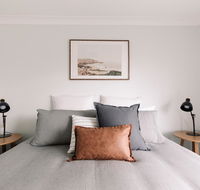 'Comfy  Cosy' - Close to Hospital Cadia and Early Riser Caf - Accommodation Broome