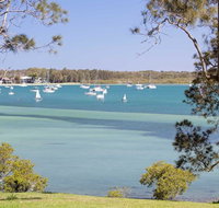 'Corlette Waterfront' 2/44 Danalene Parade - Waterfront Luxury WIFI Aircon Boat Parking - Accommodation Broome
