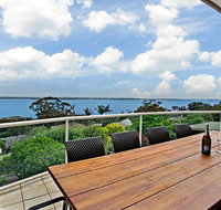 'The Bay' 25 Wallawa Rd - huge home with aircon spectacular views  chromecast - Accommodation Broome
